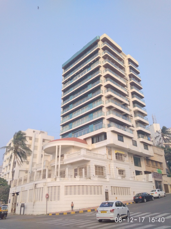 RAHEJA RESIDENCY T