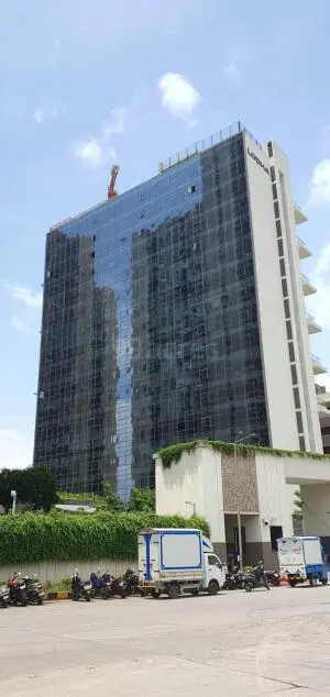 Lodha Supremus