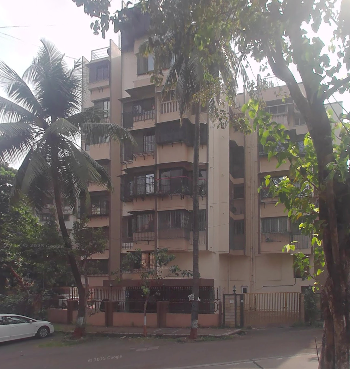 Tropicana Apartment