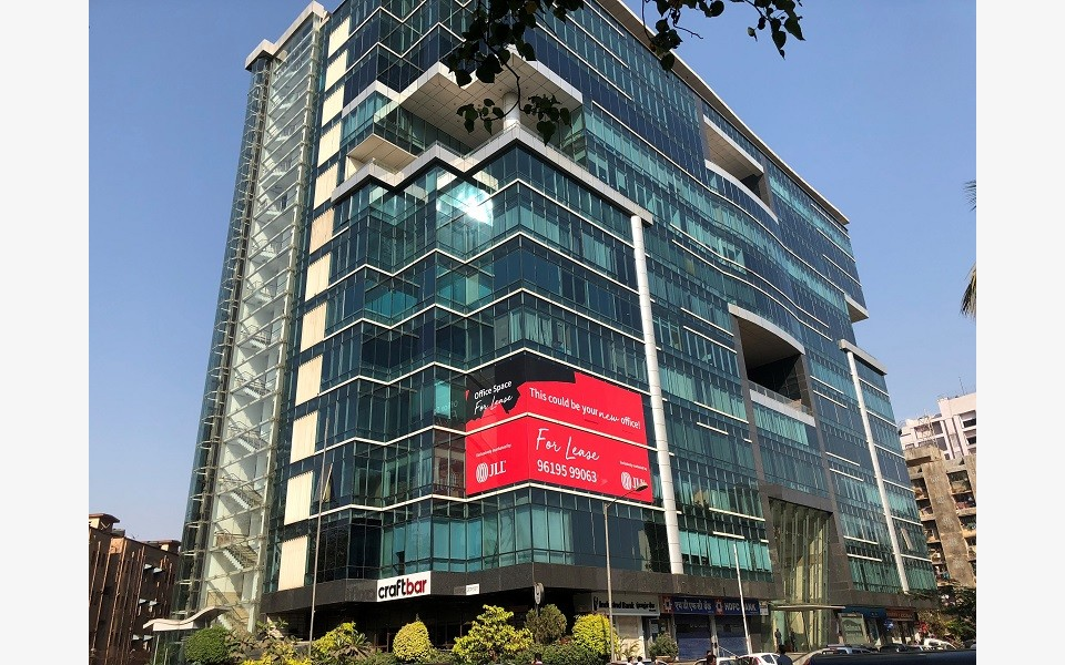 Hallmark Business Plaza