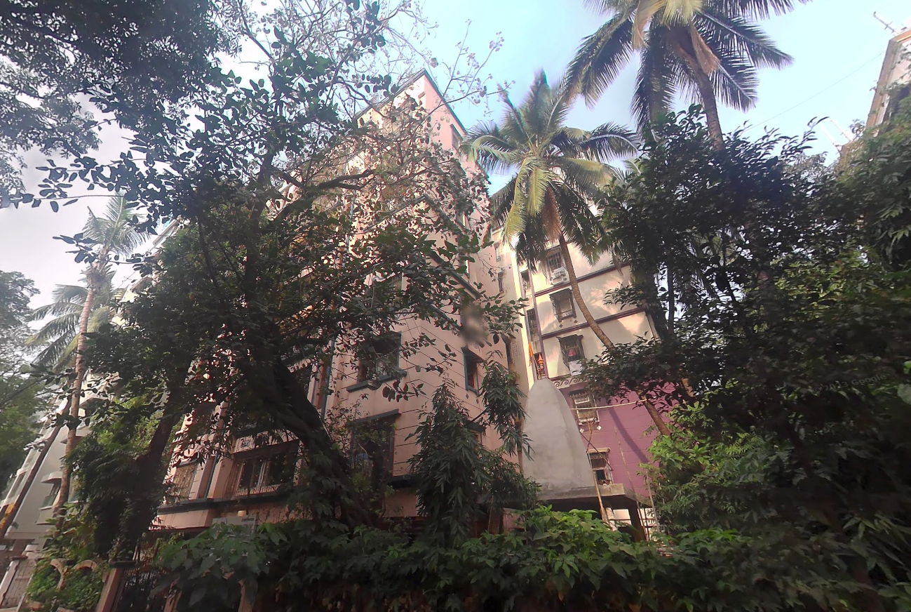 Trimurti Apartment