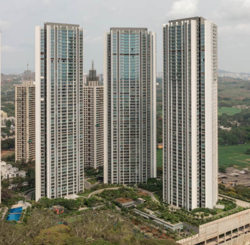 Oberoi Esquire