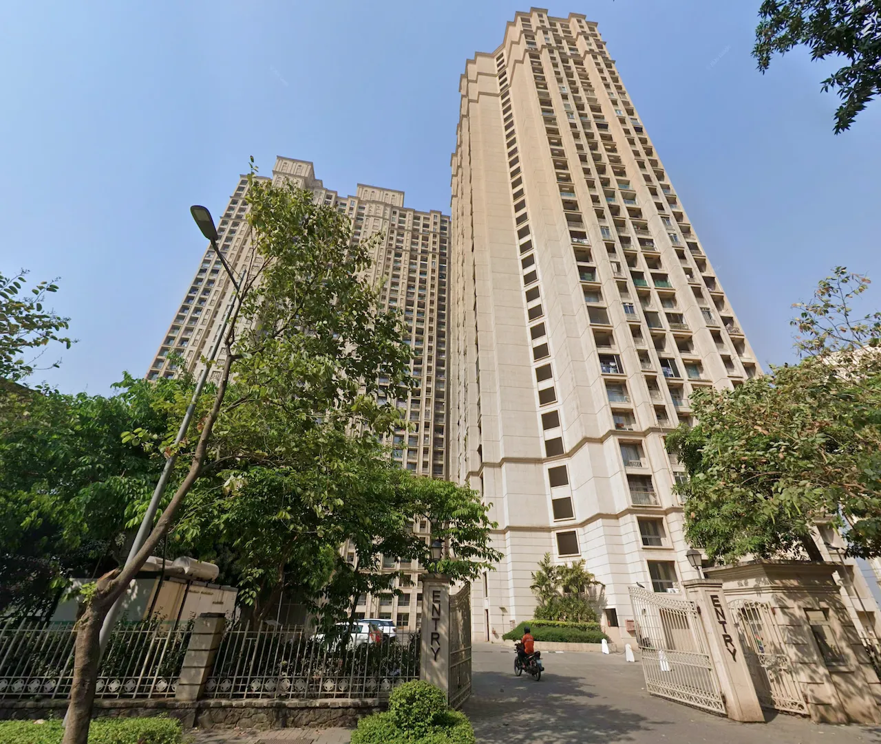 Hiranandani Solitaire